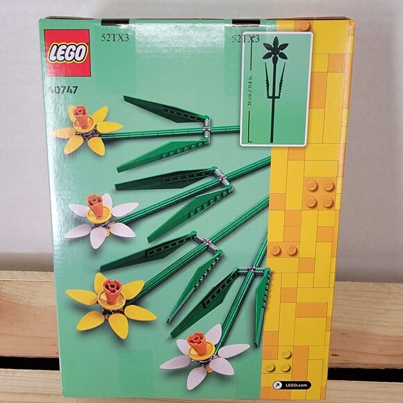 LEGO Daffodils 216 Pcs - 8+ SEALED *EASTER IDEA* - Picture 3 of 5